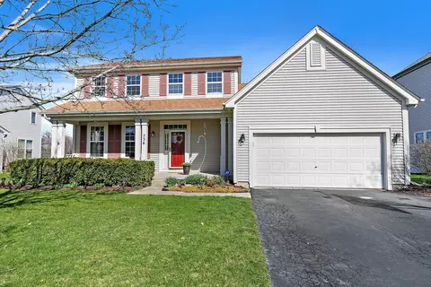 Exterior - 736 Red Barn Ln, Elgin, IL 60124 photo 1 of 5