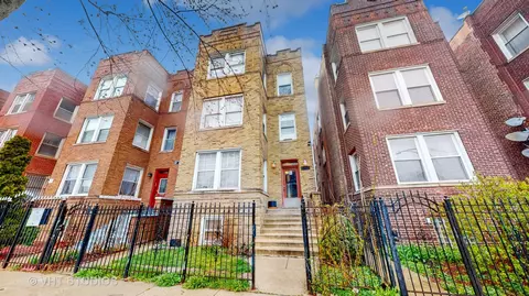 3324 W Hutchinson St, Chicago, IL 60618
