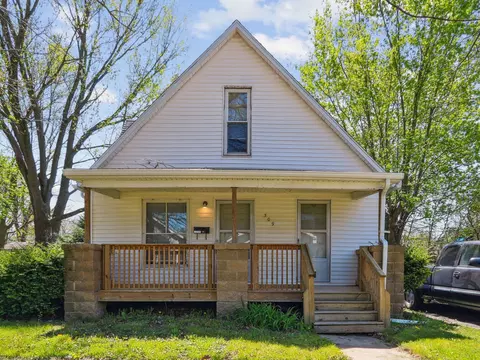 309 W Beardsley Ave, Champaign, IL 61820