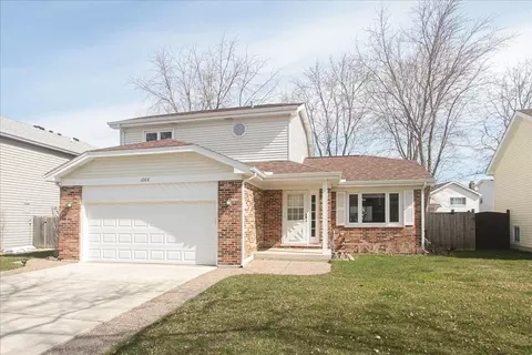 1066 E Olde Virginia Rd, Palatine, IL 60074