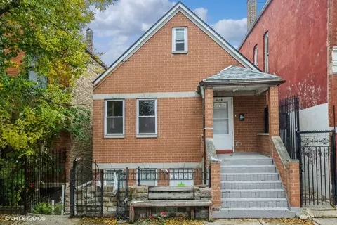 1649 W 21st St #1B, Chicago, IL 60608
