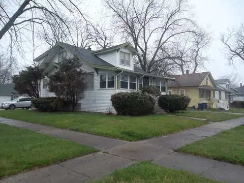 1938 S 7th Ave, Maywood, IL 60153