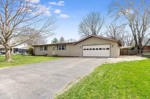 808 Morgan St, Yorkville, IL 60560