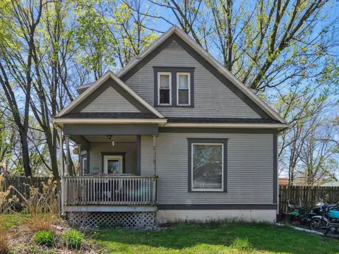 307 W Beardsley Ave, Champaign, IL 61820