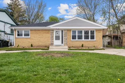 9248 Greenwood Ave, Des Plaines, IL 60016