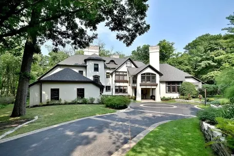 111 Cary Ave, Highland Park, IL 60035