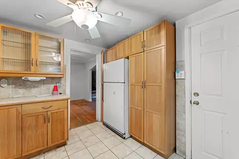 Kitchen - 1238 E 71st Pl, Chicago, IL 60619 photo 3 of 5