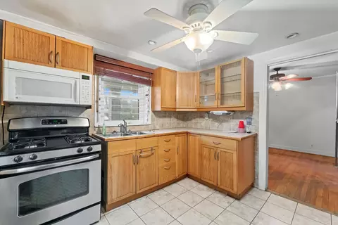 Kitchen - 1238 E 71st Pl, Chicago, IL 60619 photo 2 of 5