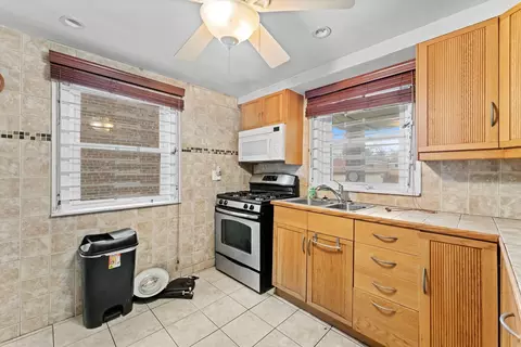 Kitchen - 1238 E 71st Pl, Chicago, IL 60619 photo 1 of 5