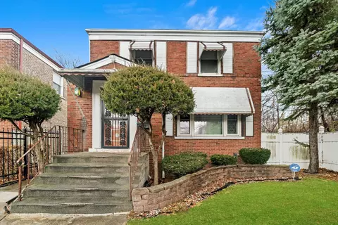 1238 E 71st Pl, Chicago, IL 60619