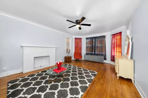 Living - 7448 N Artesian Ave, Chicago, IL 60645 photo 3 of 3