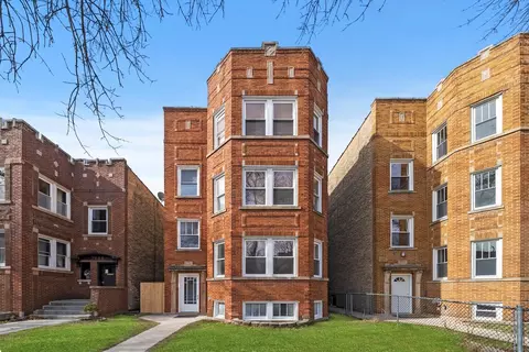 7448 N Artesian Ave, Chicago, IL 60645
