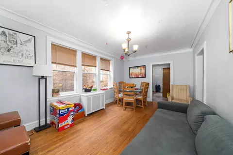 Dining - 7448 N Artesian Ave, Chicago, IL 60645 photo 1 of 2