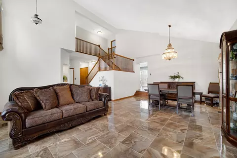 Living - 2655 Stonebridge Ct, Plainfield, IL 60586 photo 3 of 4
