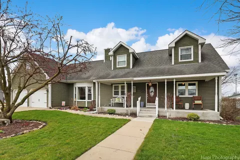 719 N Green St, Mchenry, IL 60050