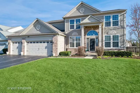 962 Meadowlark Ct, Antioch, IL 60002