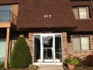 815 E Glenwood Lansing Rd #509, Glenwood, IL 60425