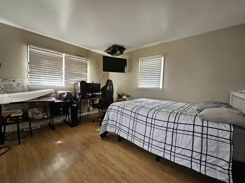 6046 S Normandy Ave, Chicago, IL 60638 photo 5