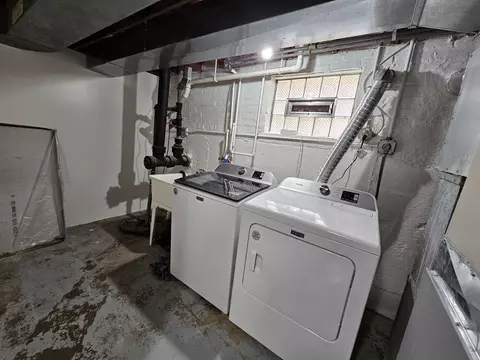 6046 S Normandy Ave, Chicago, IL 60638 photo 13