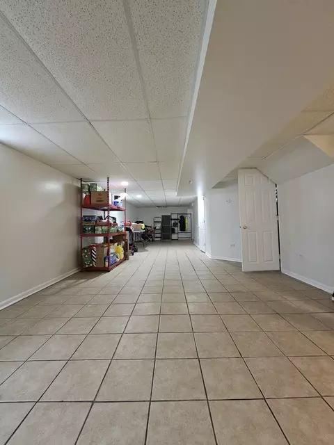 6046 S Normandy Ave, Chicago, IL 60638 photo 9