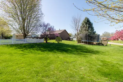 Exterior - 120 N Gadwall Ln, Downs, IL 61736 photo 3 of 4