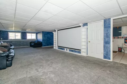 Living - 120 N Gadwall Ln, Downs, IL 61736 photo 6 of 10