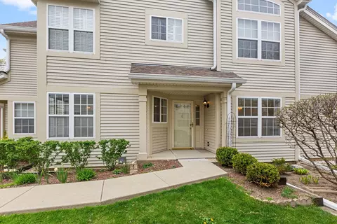 652 Concord Way, Prospect Heights, IL 60070