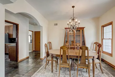 Dining - 5304 Joseph Cir, Johnsburg, IL 60051 photo 2 of 2