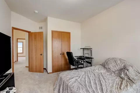 Bedroom - 5304 Joseph Cir, Johnsburg, IL 60051 photo 5 of 9