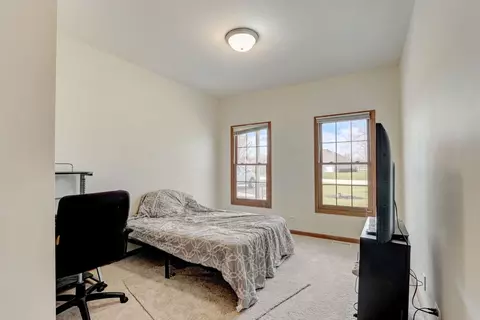 Bedroom - 5304 Joseph Cir, Johnsburg, IL 60051 photo 4 of 9