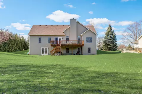 Exterior - 5304 Joseph Cir, Johnsburg, IL 60051 photo 3 of 16