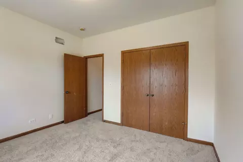 Bedroom - 5304 Joseph Cir, Johnsburg, IL 60051 photo 7 of 9