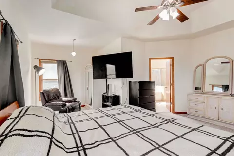 Bedroom - 5304 Joseph Cir, Johnsburg, IL 60051 photo 2 of 9