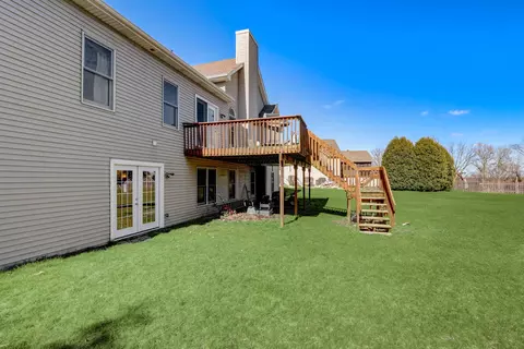Exterior - 5304 Joseph Cir, Johnsburg, IL 60051 photo 10 of 16