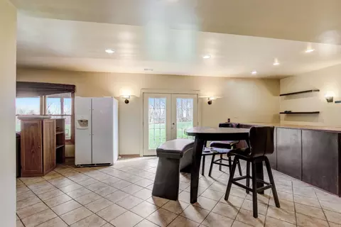 Kitchen - 5304 Joseph Cir, Johnsburg, IL 60051 photo 7 of 7