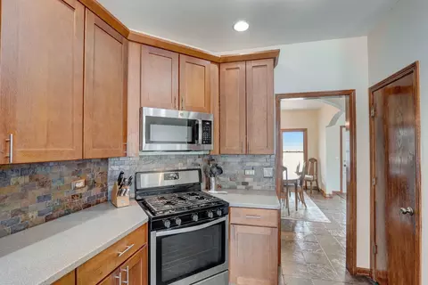 Kitchen - 5304 Joseph Cir, Johnsburg, IL 60051 photo 1 of 7