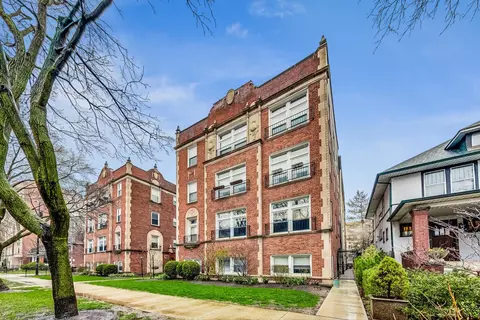 1542 W Sherwin Ave #3N, Chicago, IL 60626