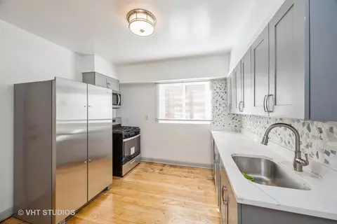 Kitchen - 6339 S Artesian Ave, Chicago, IL 60629 photo 2 of 3
