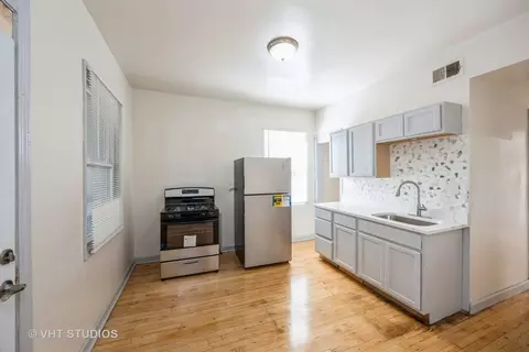 Kitchen - 6339 S Artesian Ave, Chicago, IL 60629 photo 3 of 3