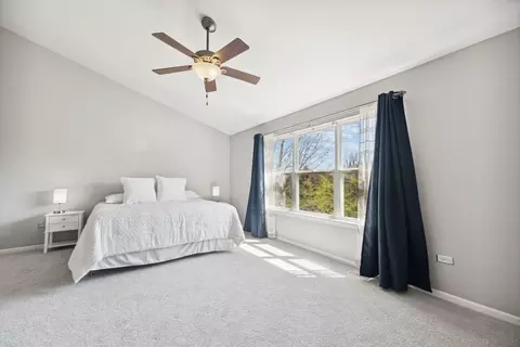 2324 Moonlight Ct, Aurora, IL 60503 photo 9