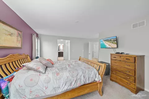 Bedroom - 3314 Stratton St, Elgin, IL 60124 photo 2 of 4