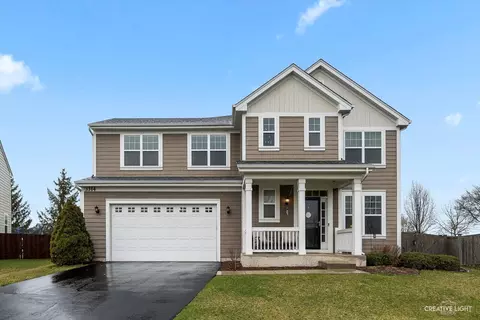 3314 Stratton St, Elgin, IL 60124