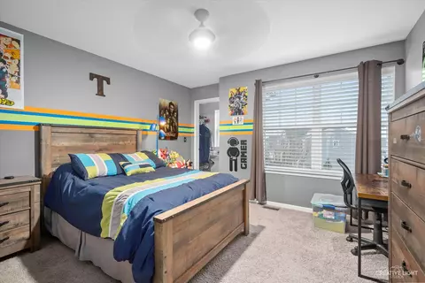 Bedroom - 3314 Stratton St, Elgin, IL 60124 photo 4 of 4