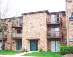 1360 N Geneva Dr #3B, Palatine, IL 60074