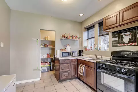Kitchen - 220 E 68th St, Chicago, IL 60619 photo 2 of 4