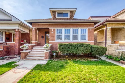 5415 W Berenice Ave, Chicago, IL 60641