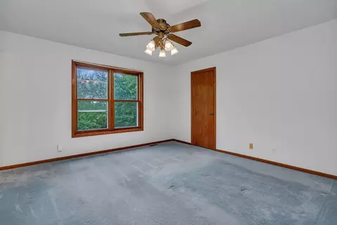 Bedroom - 3396 E 22nd Rd, Ottawa, IL 61350 photo 5 of 6