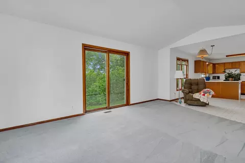 Living - 3396 E 22nd Rd, Ottawa, IL 61350 photo 4 of 5