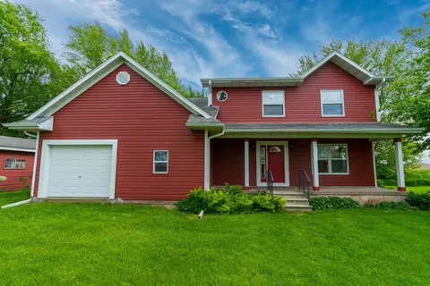 3396 E 22nd Rd, Ottawa, IL 61350