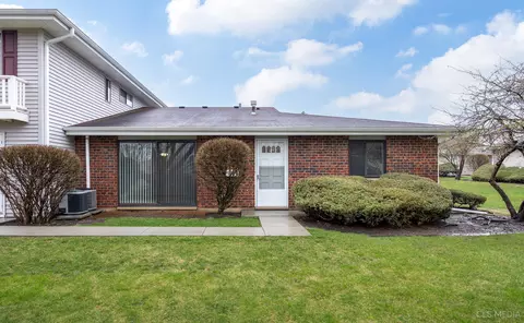 1302 Forestdale Ct #0, Schaumburg, IL 60193